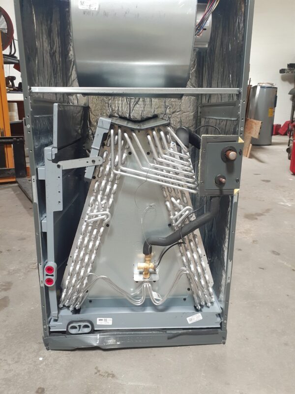 Scratch & Dent: 5 Ton Goodman R410A Multi-Position High Efficiency Air Handler (24.5″ Wide) - Image 7