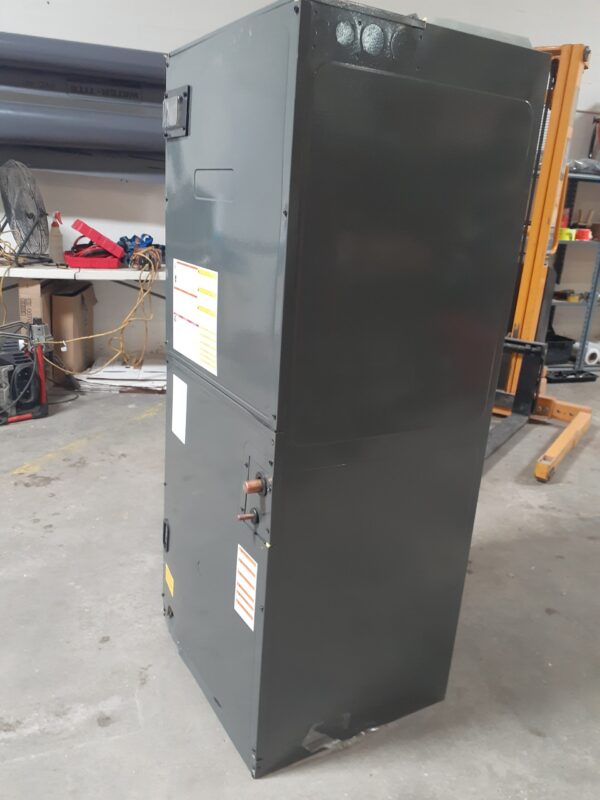 Scratch & Dent: 5 Ton Goodman R410A Multi-Position High Efficiency Air Handler (24.5″ Wide) - Image 3